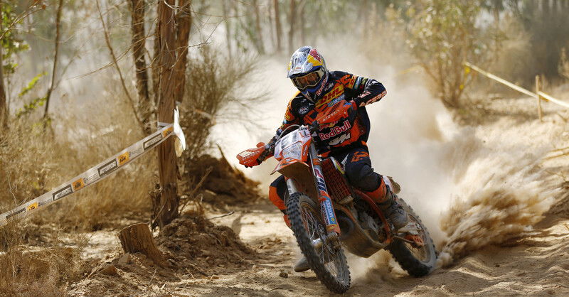 EnduroGP Portogallo. Watson (KTM) e Holcombe (Beta), Verona campione