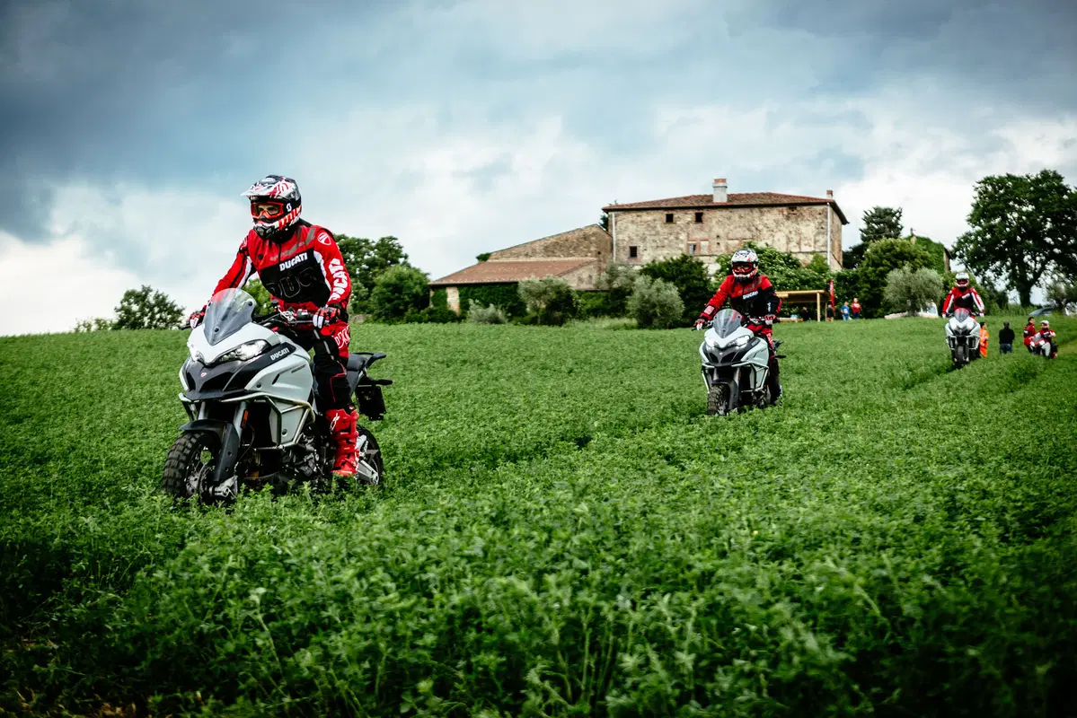 Ducati DRE Enduro 2017: nuove date a settembre per i corsi in fuoristrada (4)
