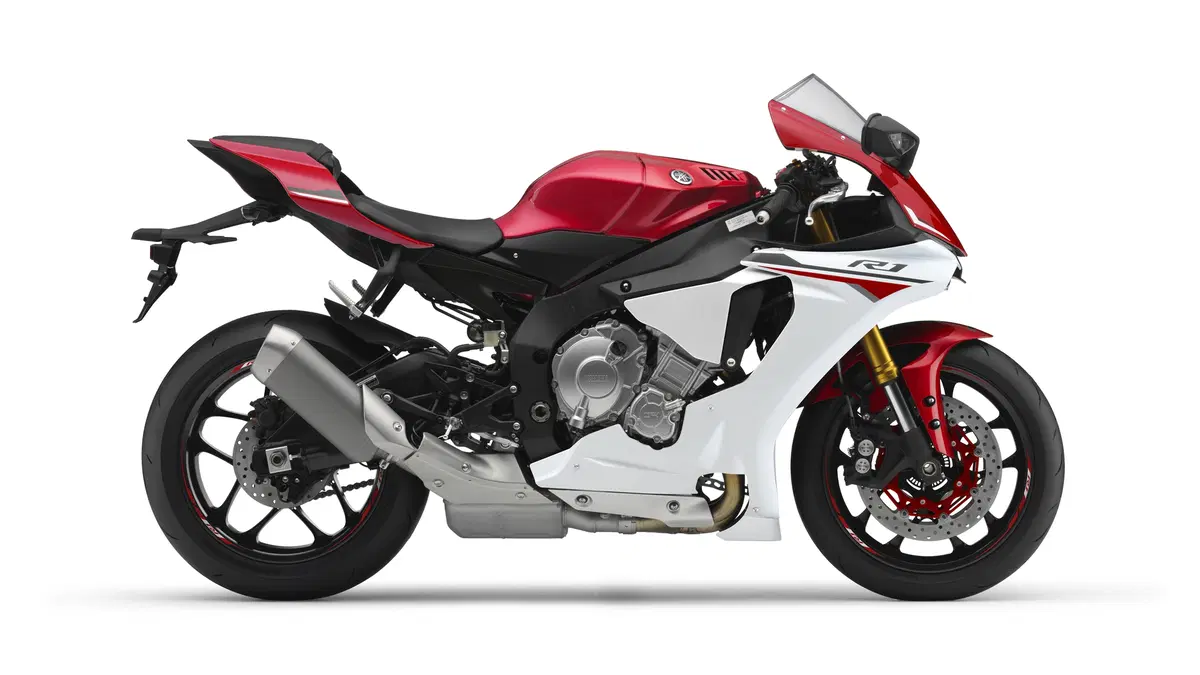 Yamaha, YZF-R1 ed R1M 2016 (13)