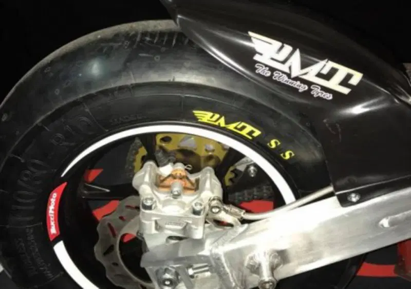 Bucci Moto BR10-GP BR10-GP (2017) (4)