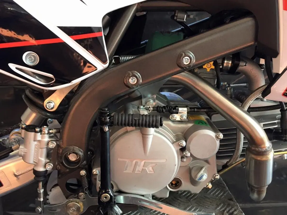 Bucci Moto BR1F15-R BR1F15-R SM (2017) (4)