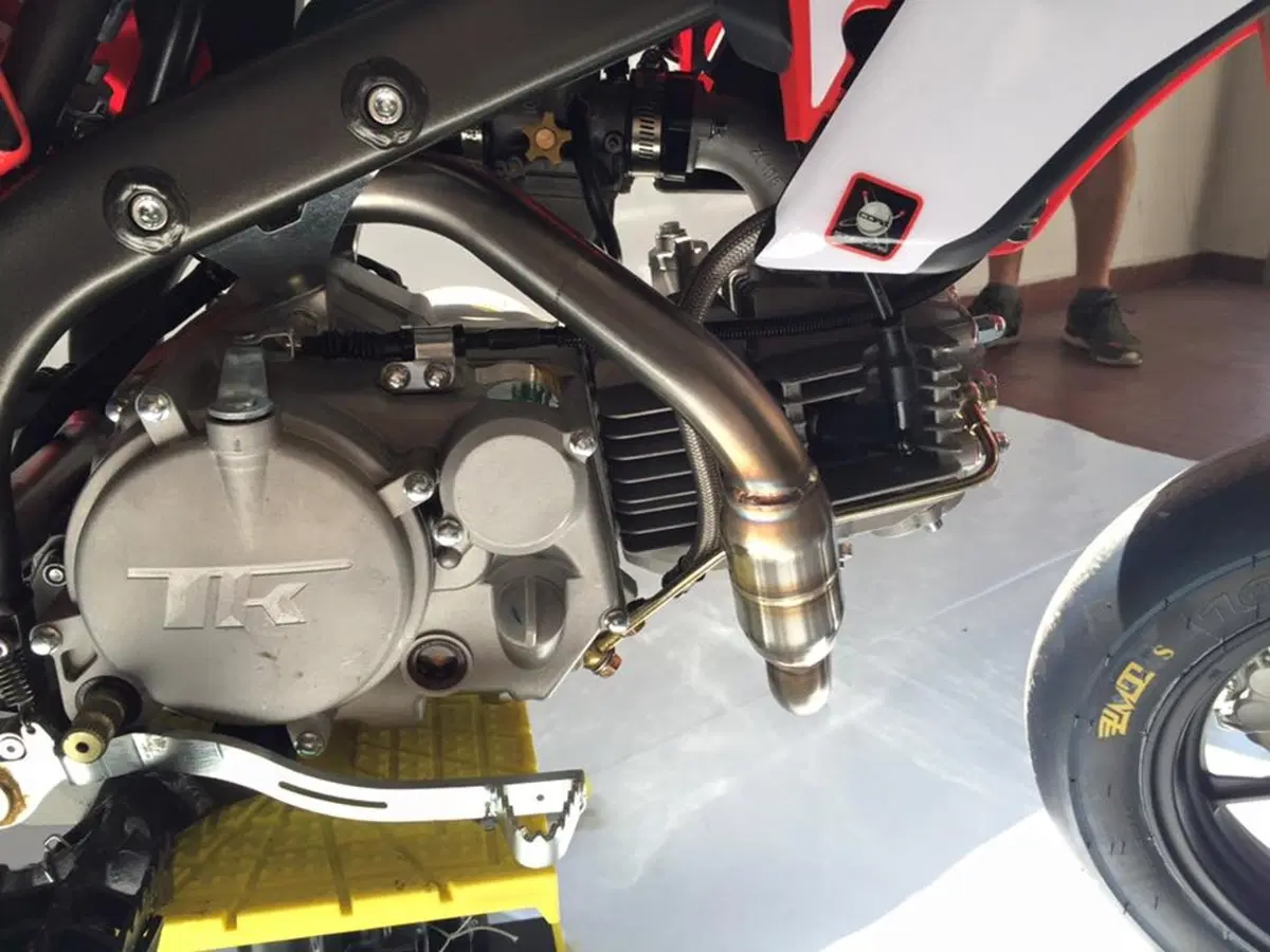 Bucci Moto BR1F15-R BR1F15-R SM (2017) (5)