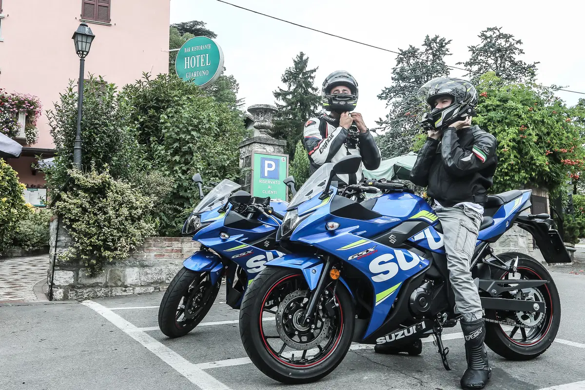 Suzuki GSX250R: la nostra prova in città e sui passi con Passione Motori (2)