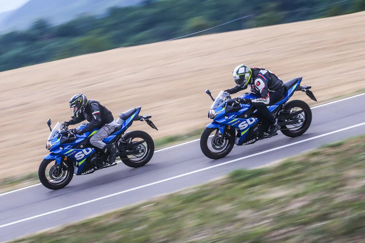 Suzuki GSX250R: la nostra prova in città e sui passi con Passione Motori (24)