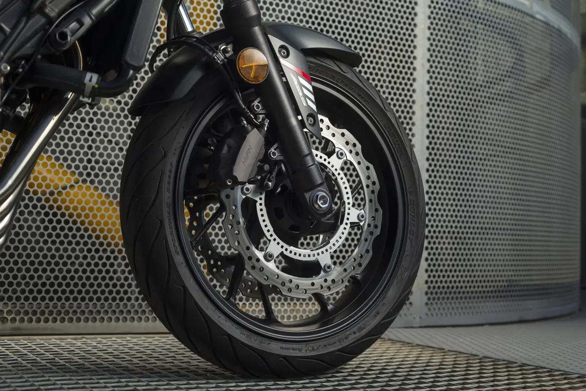 Honda CB650F 2017: la naked si fa in quattro (24)
