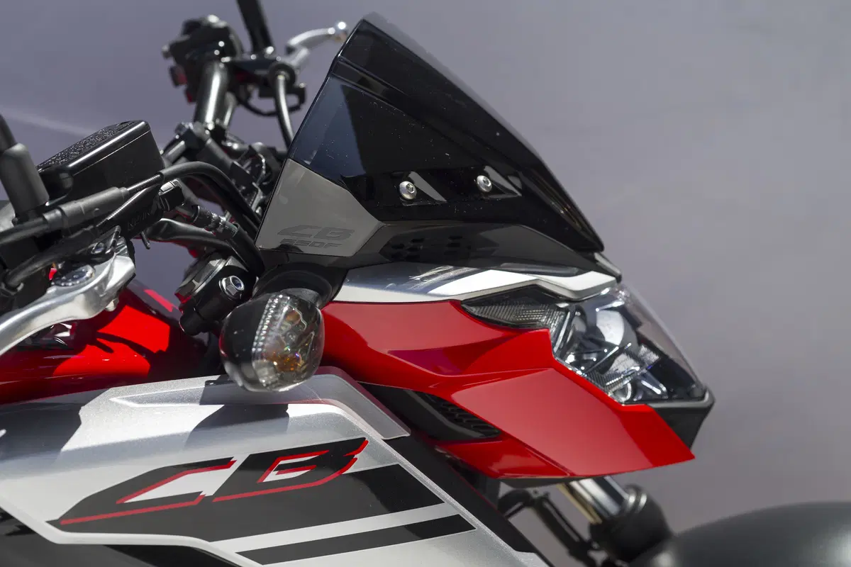 Honda CB650F 2017: la naked si fa in quattro (31)
