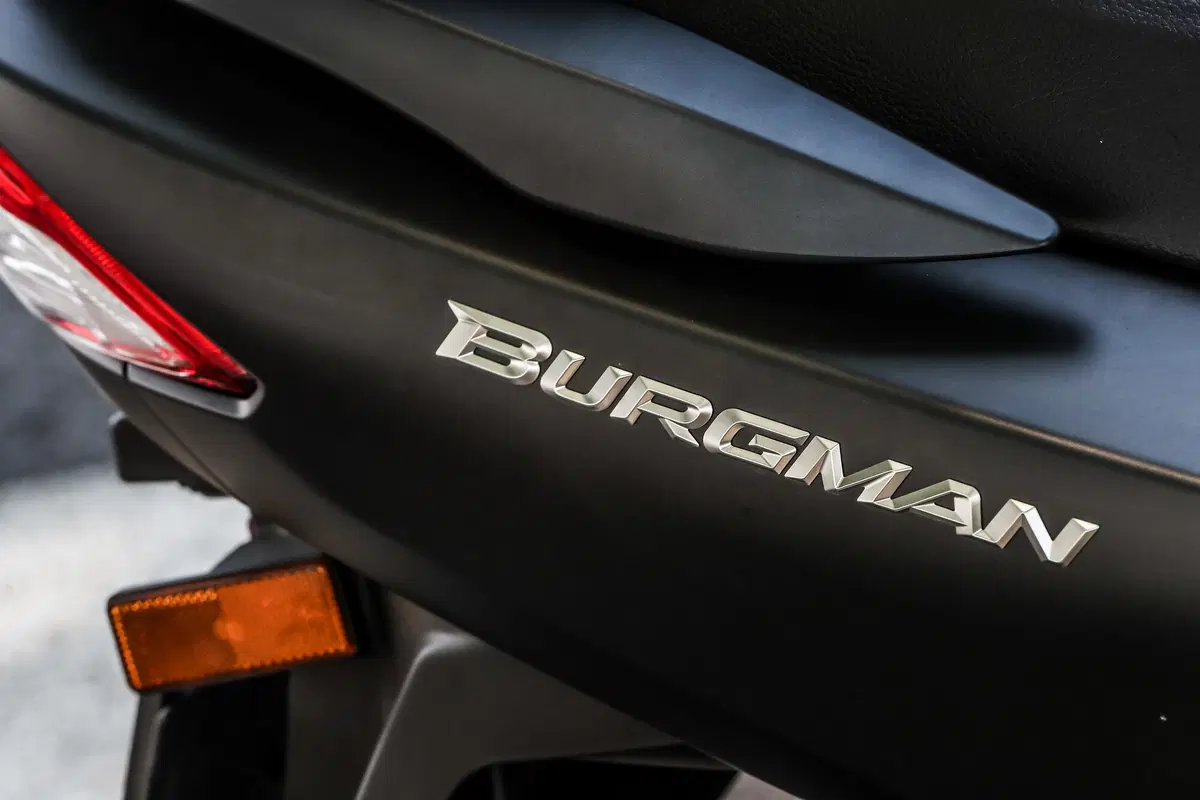 Suzuki Burgman 400 ABS (19)