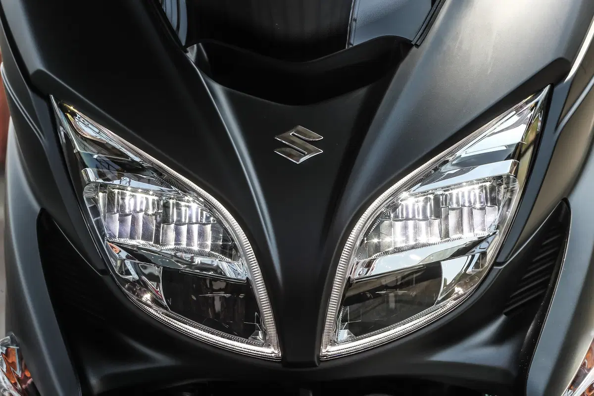 Suzuki Burgman 400 ABS (31)