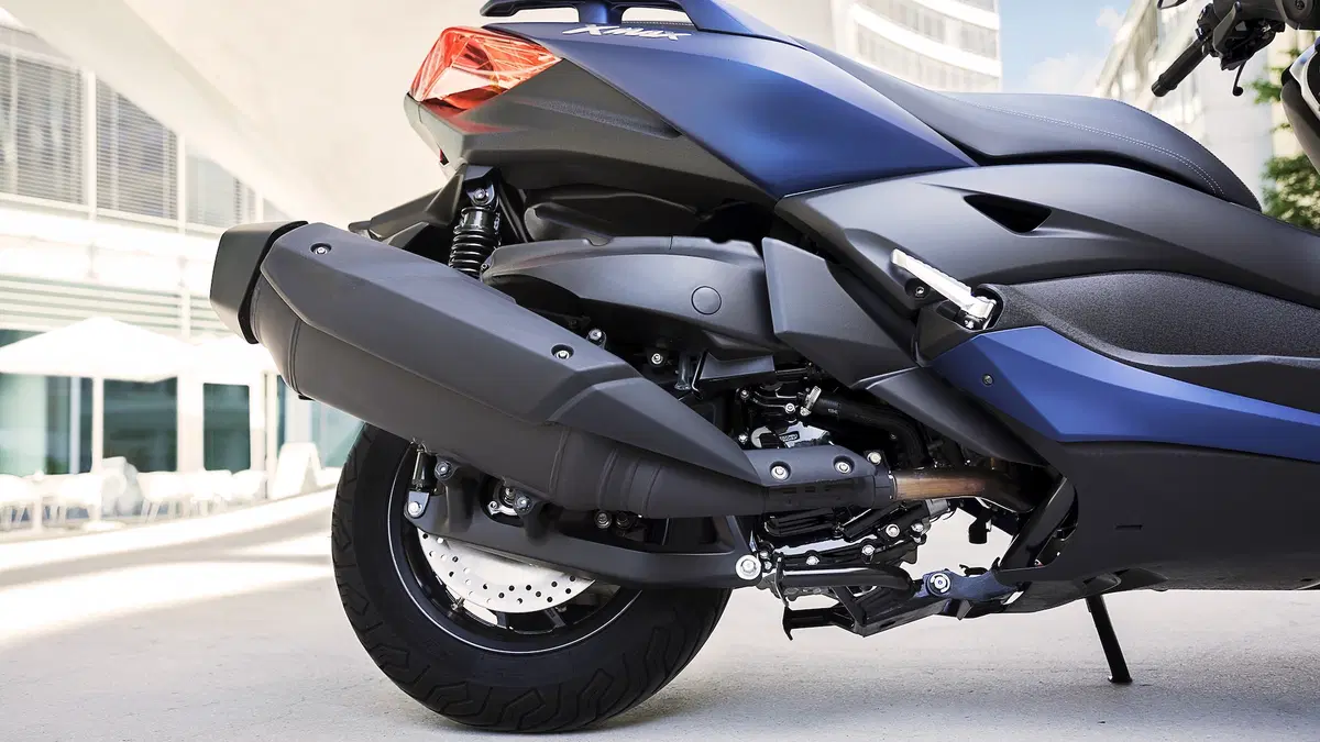 Yamaha X-MAX 400 2017 (3)