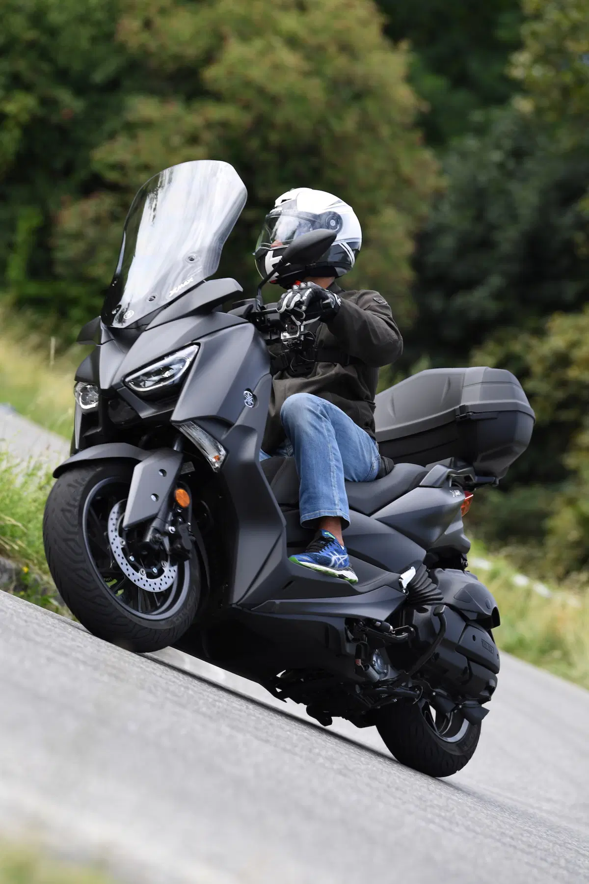 Yamaha X-MAX 400 2017 (9)