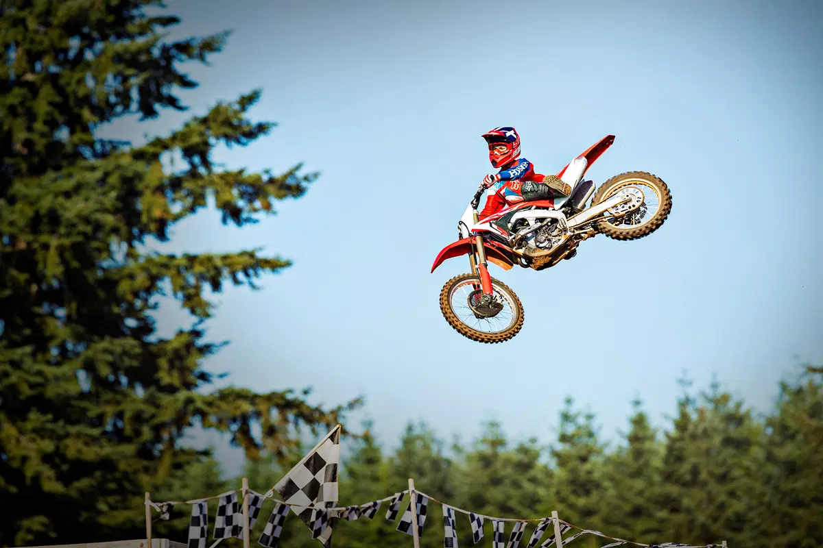 Honda CRF250R 2018. Motore e il telaio nuovi