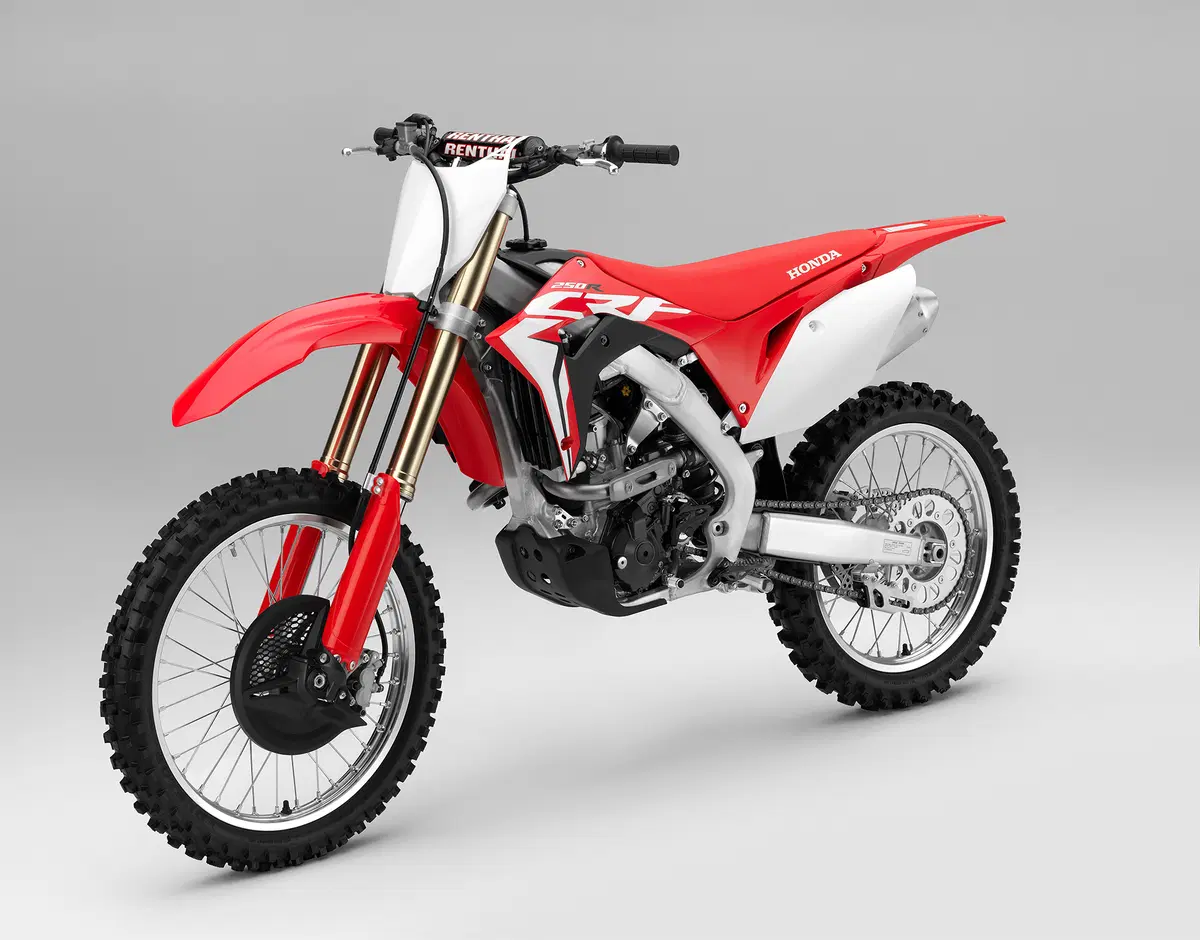 Honda CRF250R 2018. Motore e il telaio nuovi (8)