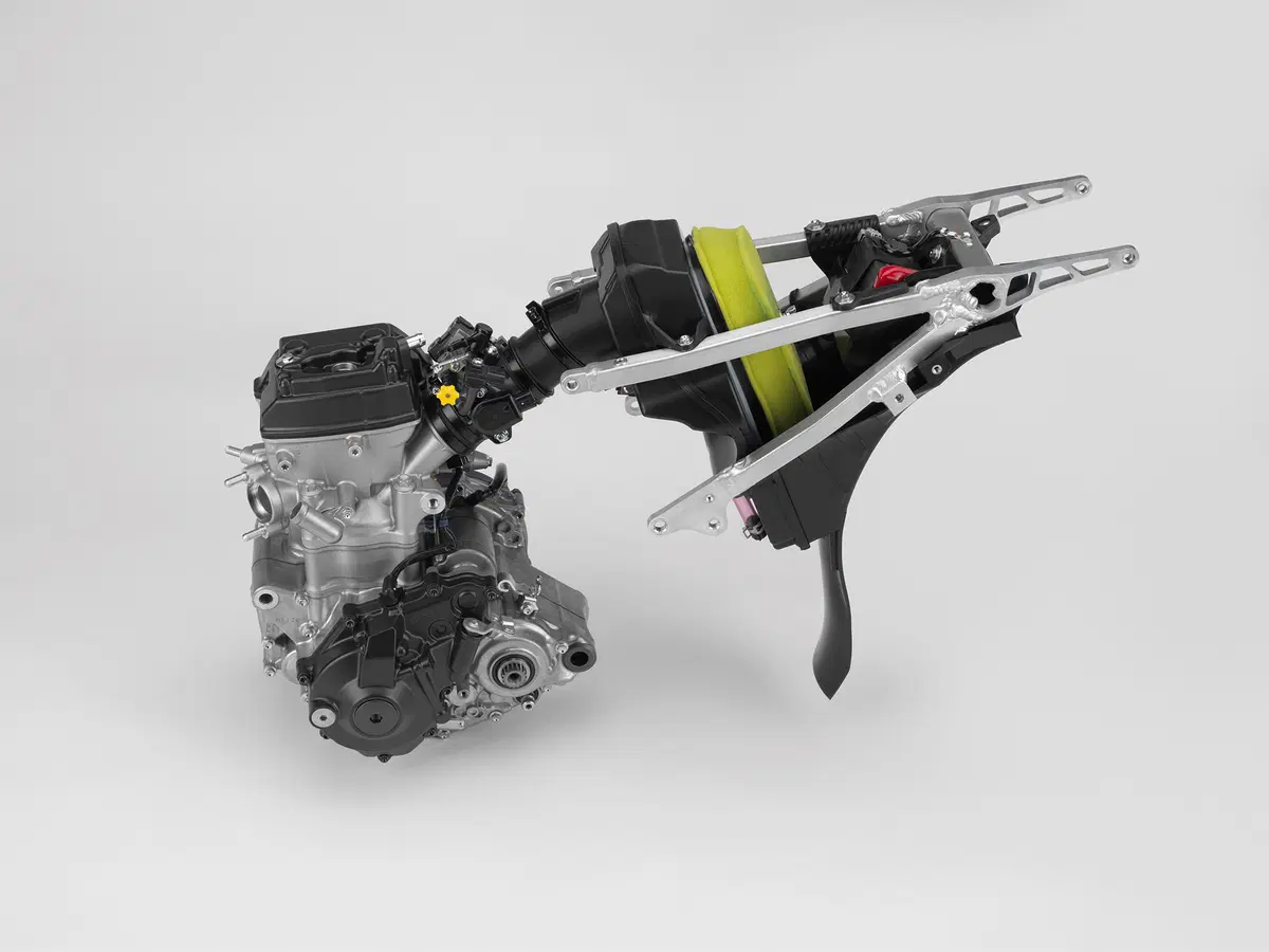 Honda CRF250R 2018. Motore e il telaio nuovi (30)
