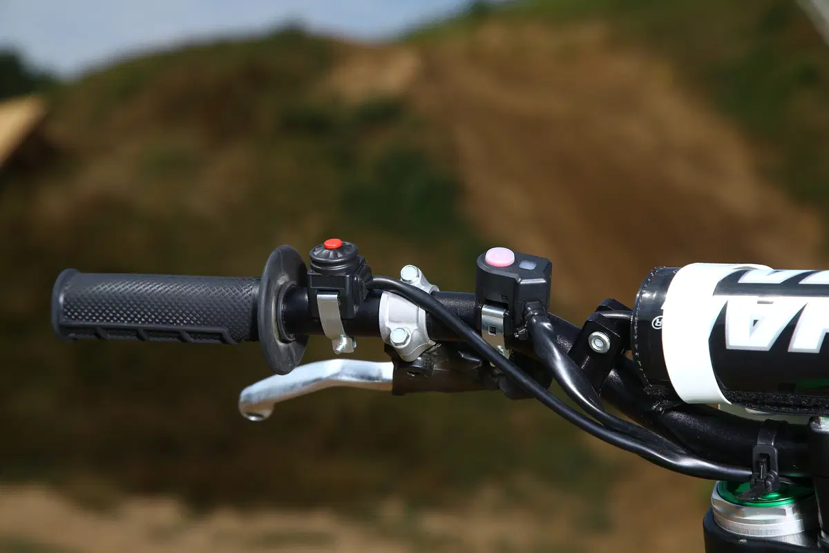 Kawasaki KX 450F 2016 (7)