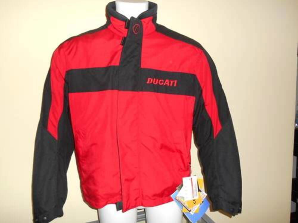 GIACCA ROMBO Ducati