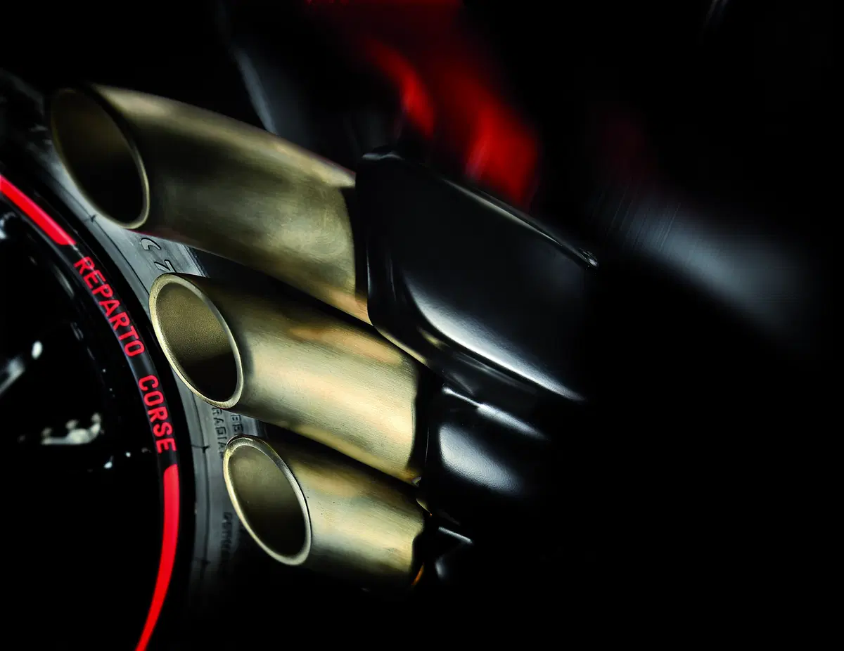 MV Agusta F3 RC 675 e 800 in serie limitata (16)