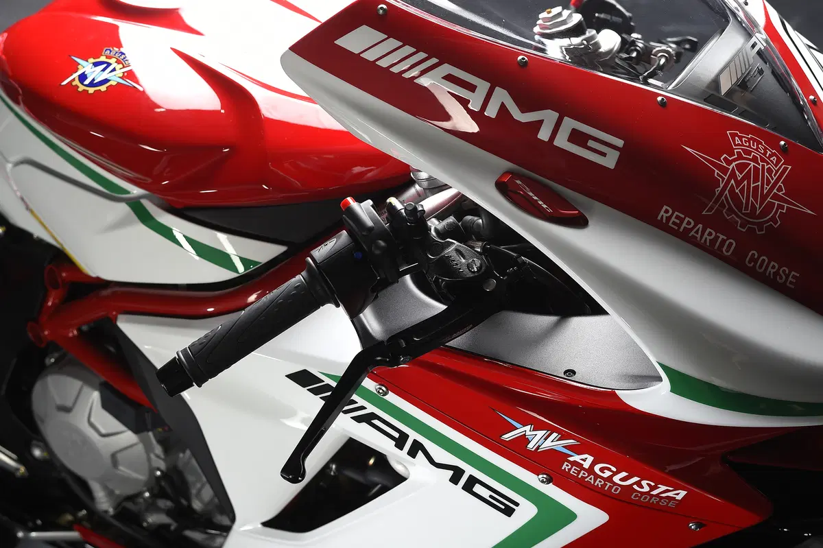MV Agusta F3 RC 675 e 800 in serie limitata (9)