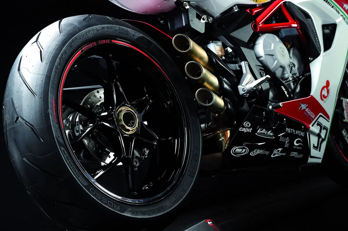 MV Agusta F3 RC 675 e 800 in serie limitata (13)