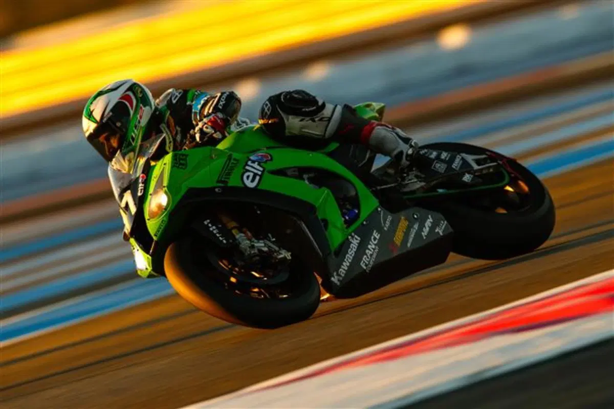 SRC Kawasaki vince il Bol d'Or 2015 e SERT Suzuki il titolo Endurance (14)