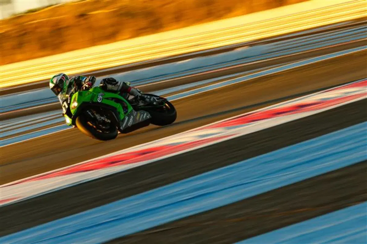 SRC Kawasaki vince il Bol d'Or 2015 e SERT Suzuki il titolo Endurance (13)