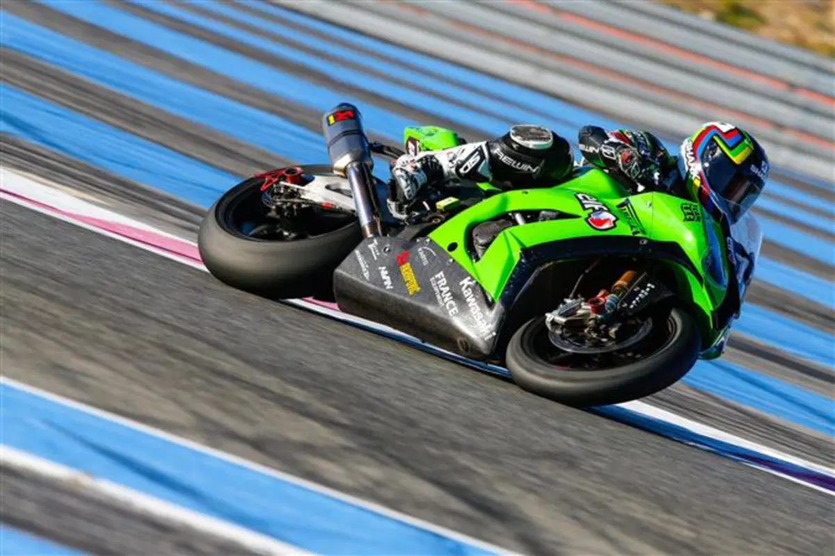 SRC Kawasaki vince il Bol d'Or 2015 e SERT Suzuki il titolo Endurance (16)