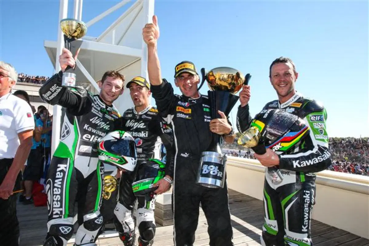 SRC Kawasaki vince il Bol d'Or 2015 e SERT Suzuki il titolo Endurance (18)