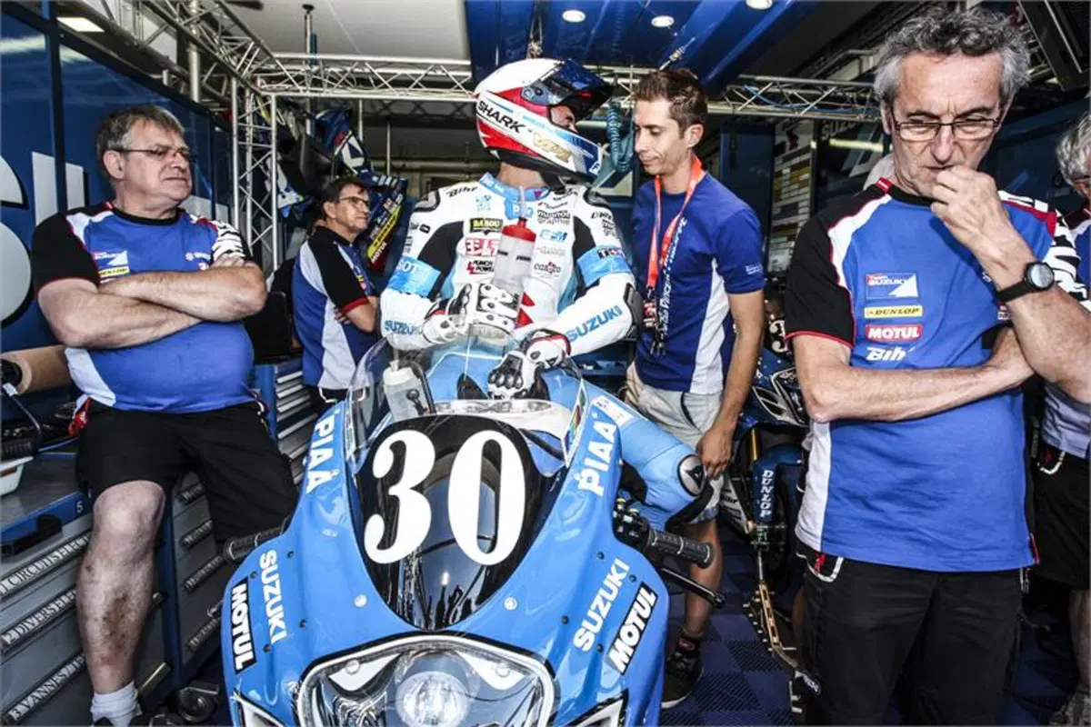 SRC Kawasaki vince il Bol d'Or 2015 e SERT Suzuki il titolo Endurance (22)
