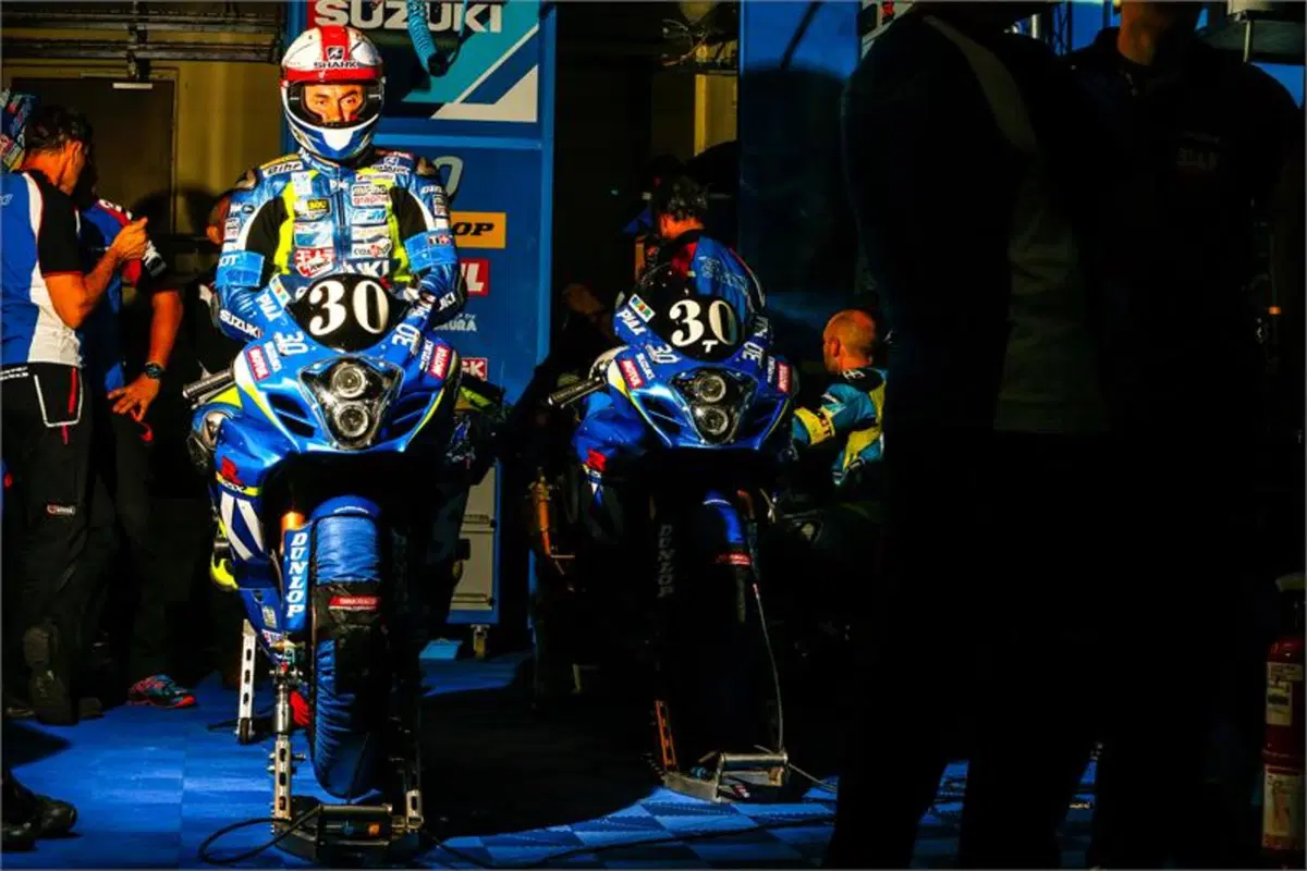 SRC Kawasaki vince il Bol d'Or 2015 e SERT Suzuki il titolo Endurance (25)