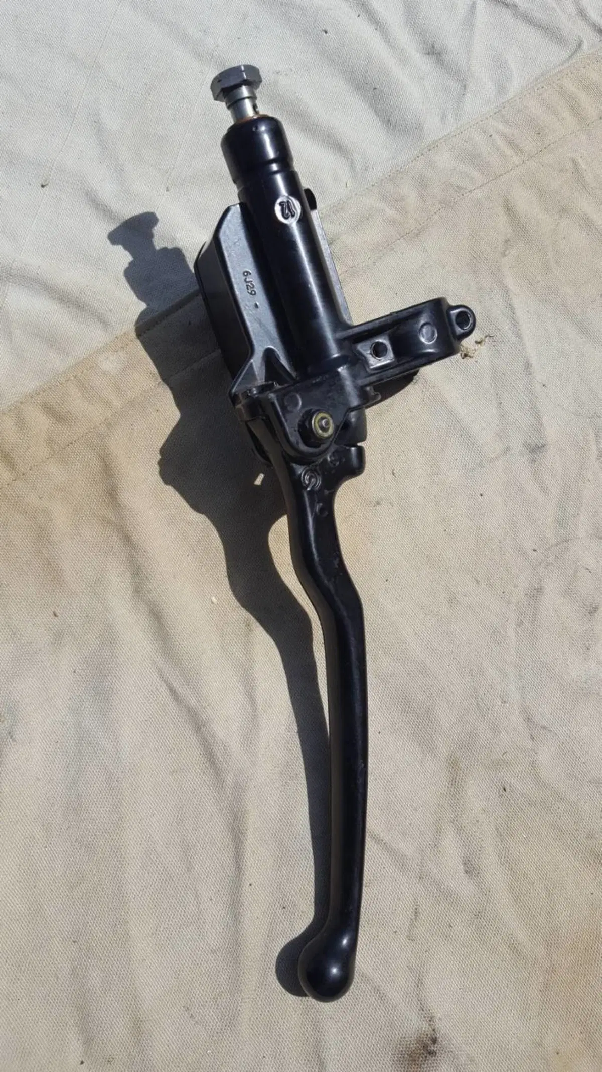 Leva e Pompa Freno MP3 Piaggio (2)