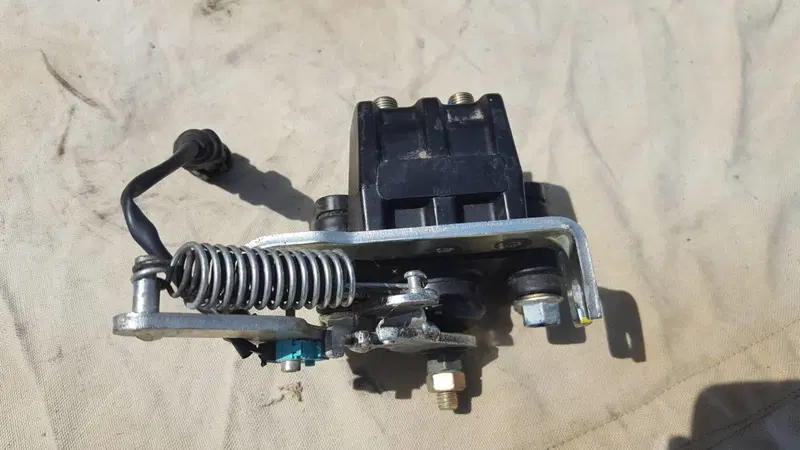 Pinza Anteriore MP3 Piaggio (7)