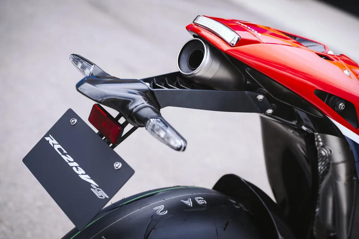 Honda RC 213V-S Ciclistica (5)