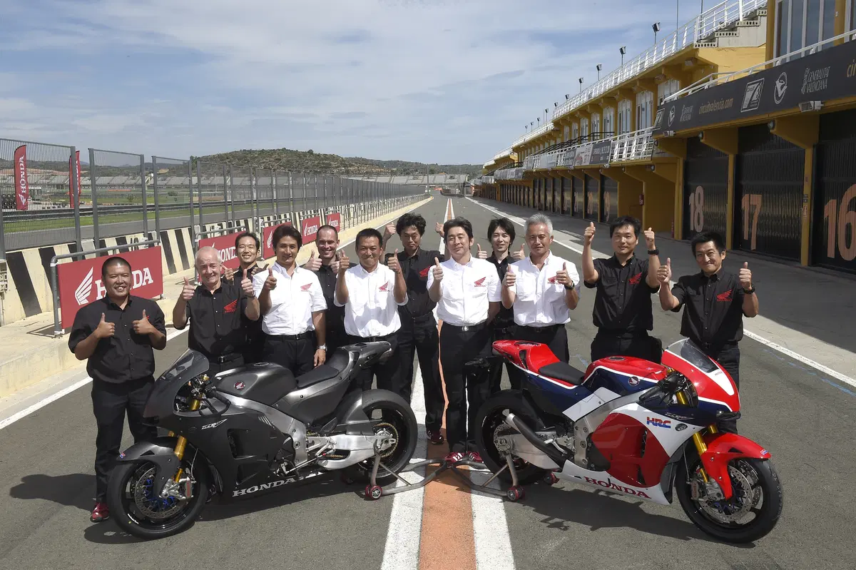 Honda RC 213V-S (4)