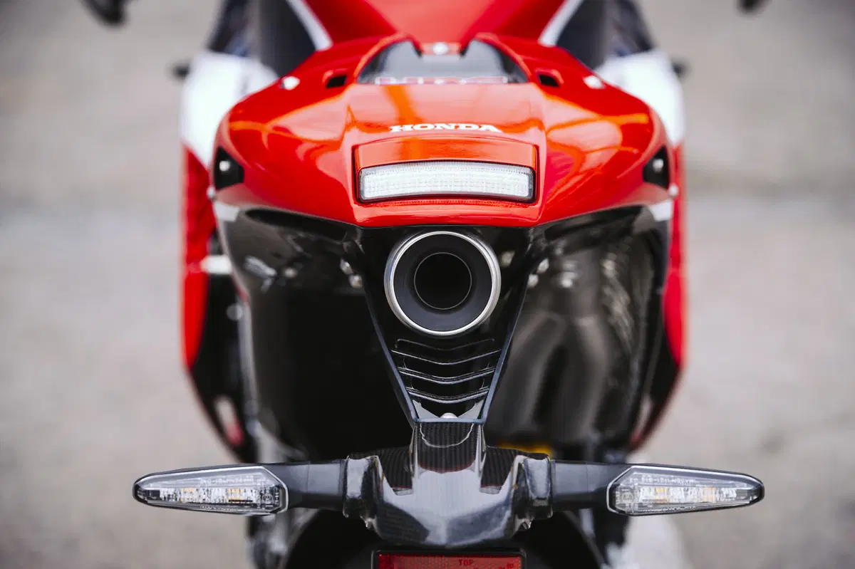 Honda RC 213V-S (15)