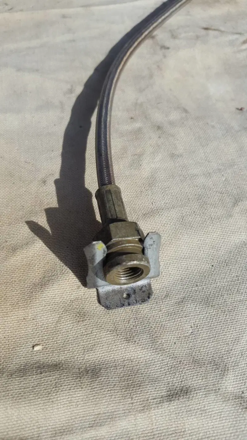 Tubo Freno Posteriore MP3 Piaggio (2)