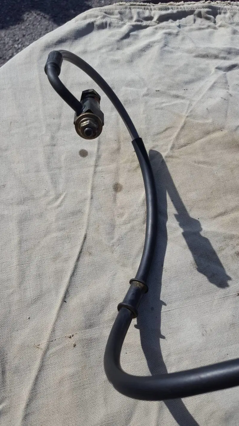 Tubi Freno Anteriore MP3 Piaggio (4)