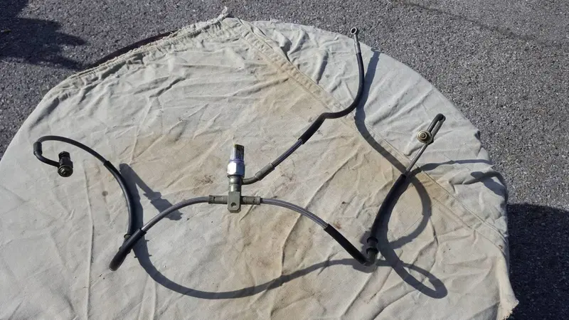 Tubi Freno Anteriore MP3 Piaggio