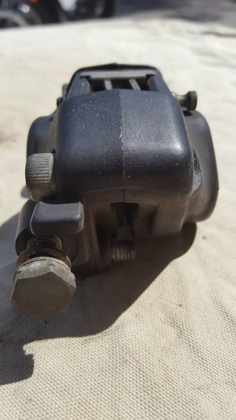 Pinza Anteriore DX MP3 Piaggio (4)