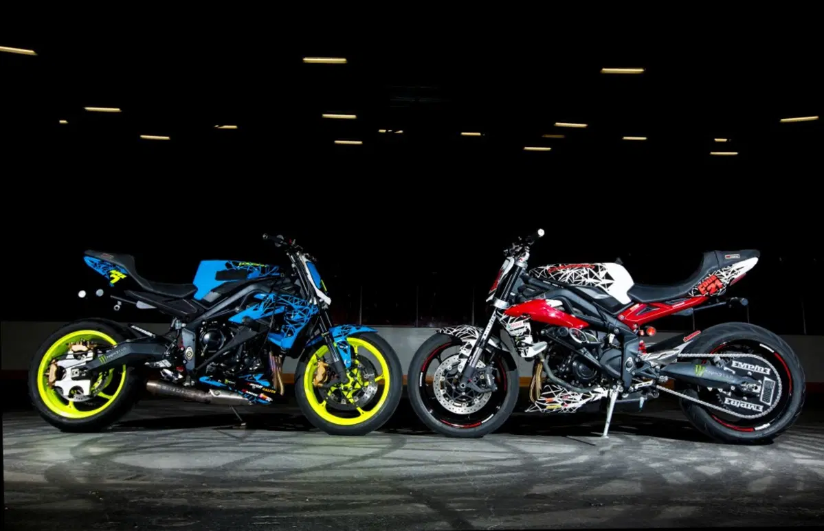 ICON Triumph Street Triple. Nate per lo stunt (5)