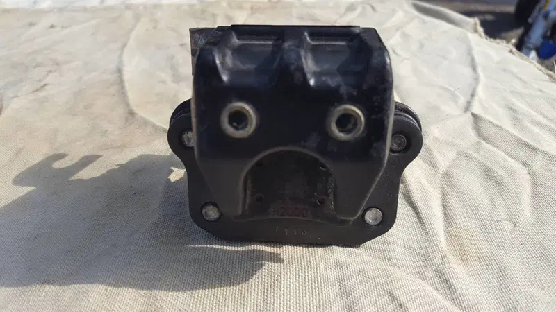 Pinza Freno a Mano MP3 Piaggio (7)