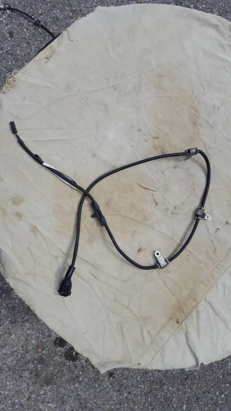 Cavo Sensore velocità Dx Piaggio (2)