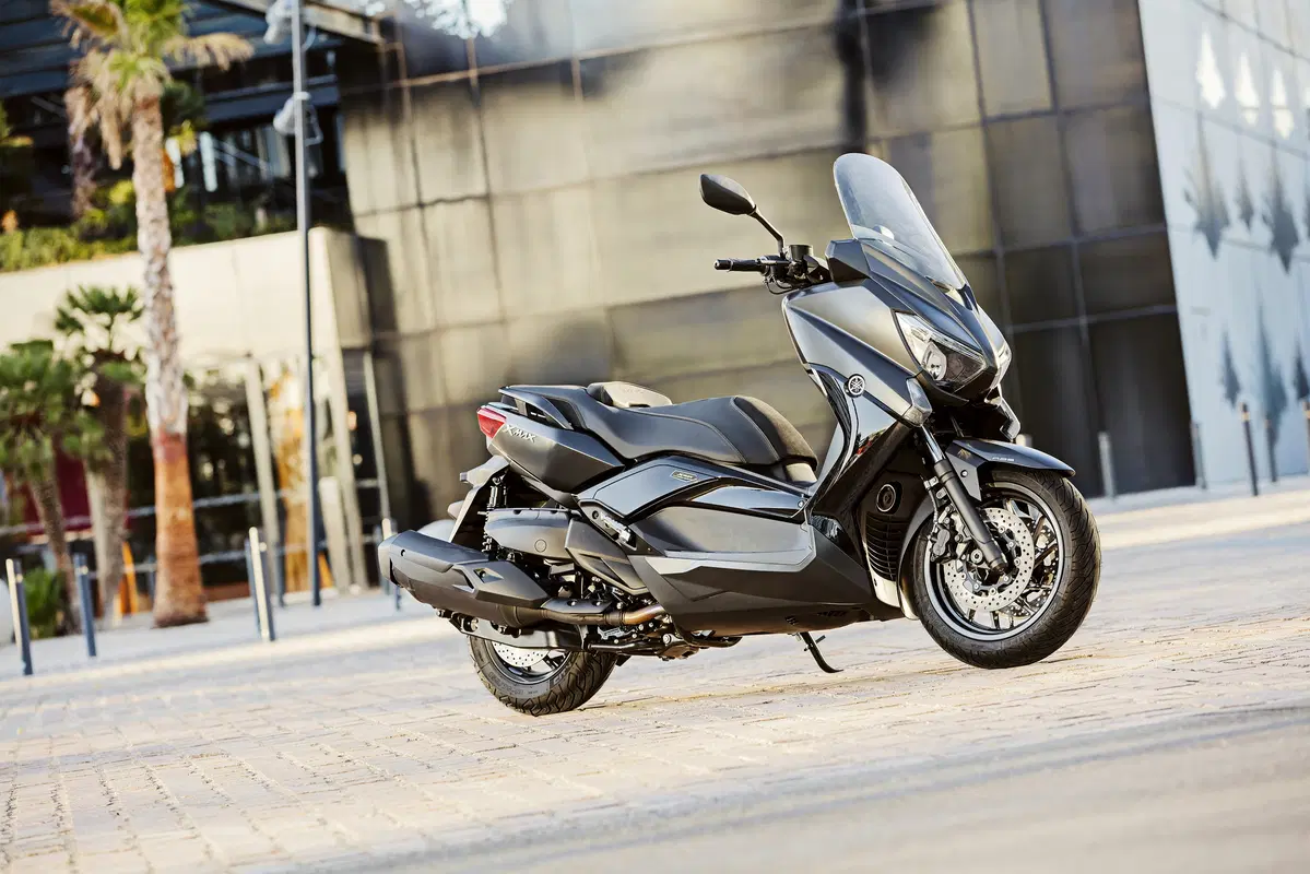 Yamaha X-MAX, Iron MAX e gamma 50 2016 (6)