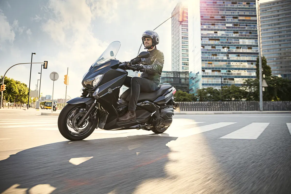 Yamaha X-MAX, Iron MAX e gamma 50 2016 (7)