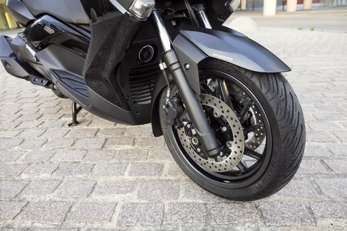 Yamaha X-MAX, Iron MAX e gamma 50 2016 (17)