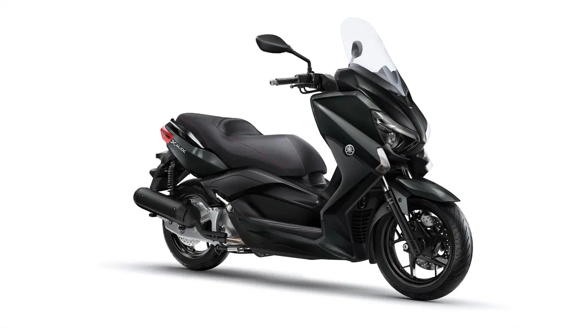 Yamaha X-Max 125 X-Max 125 Iron Max ABS (2016) (2)
