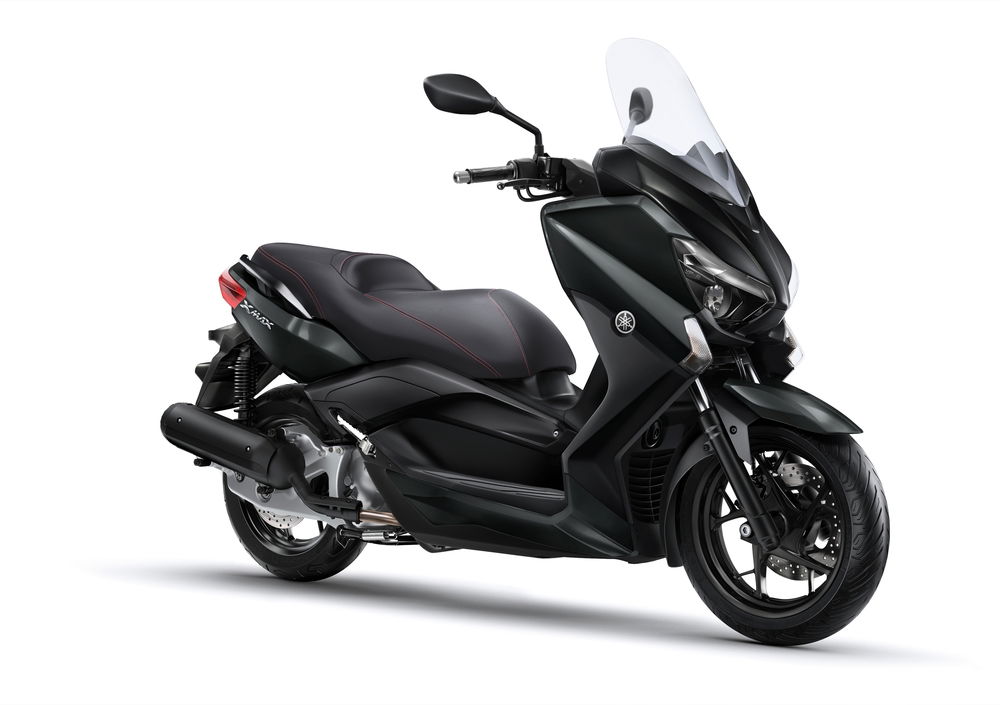 Yamaha X-Max 125 Iron Max ABS (2016) (2)