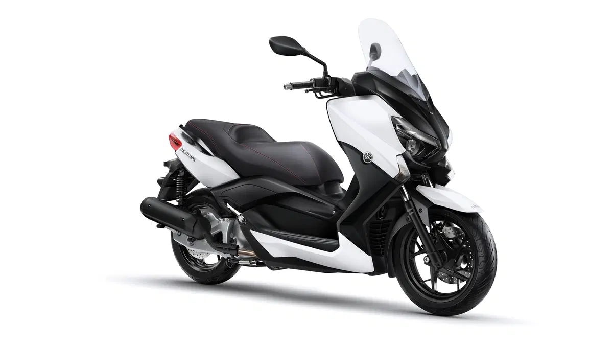 Yamaha X-Max 125 X-Max 125 Iron Max ABS (2016) (7)