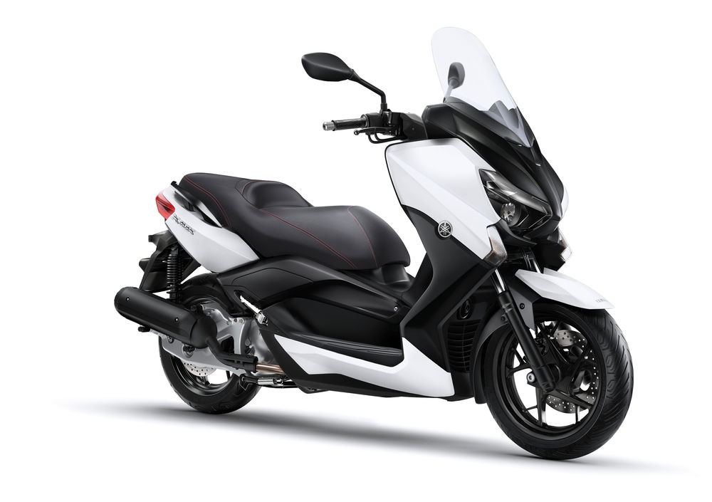 Yamaha X-Max 250 Iron Max ABS (2016) (2)