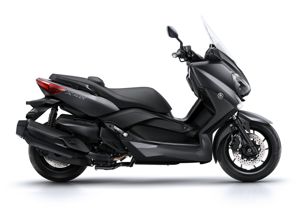 Yamaha X-Max 400 Iron Max ABS (2016) (2)