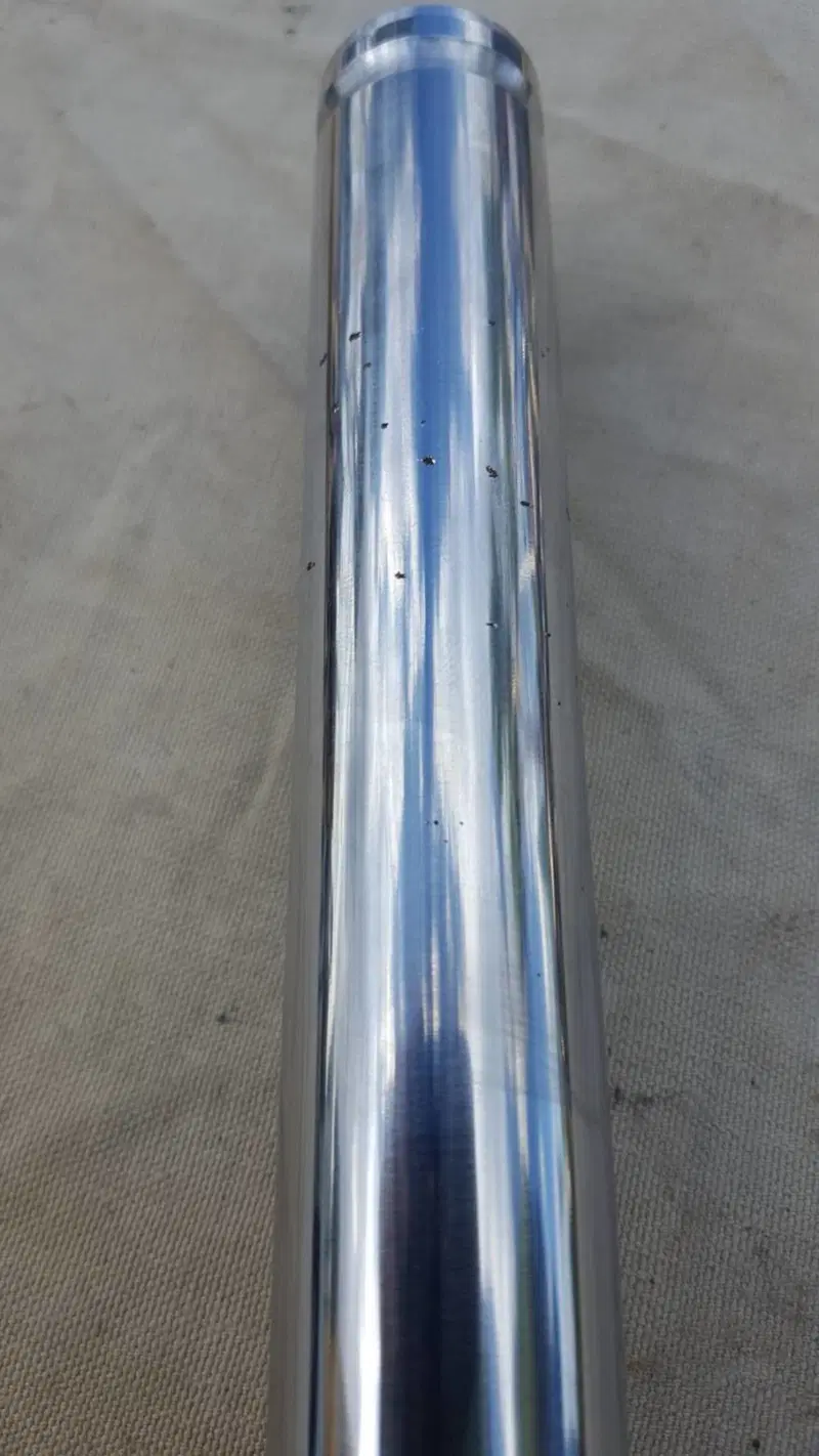 Ammortizzatore Ant DX Showa (5)