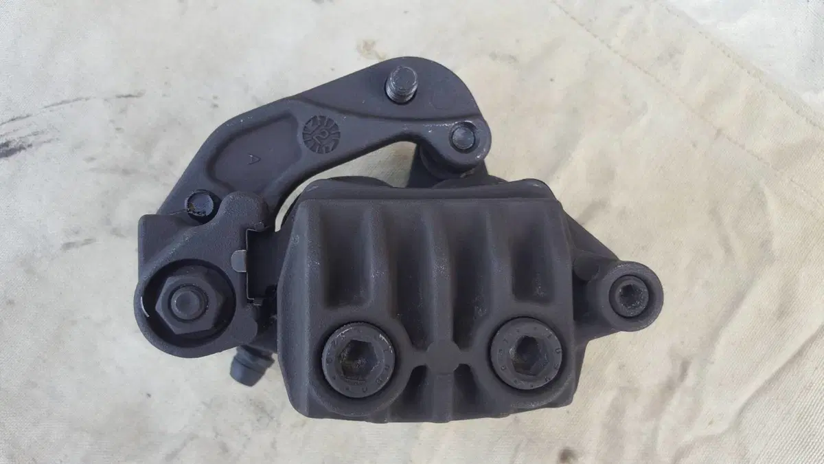 Pinza Freno Anteriore Suzuki (2)